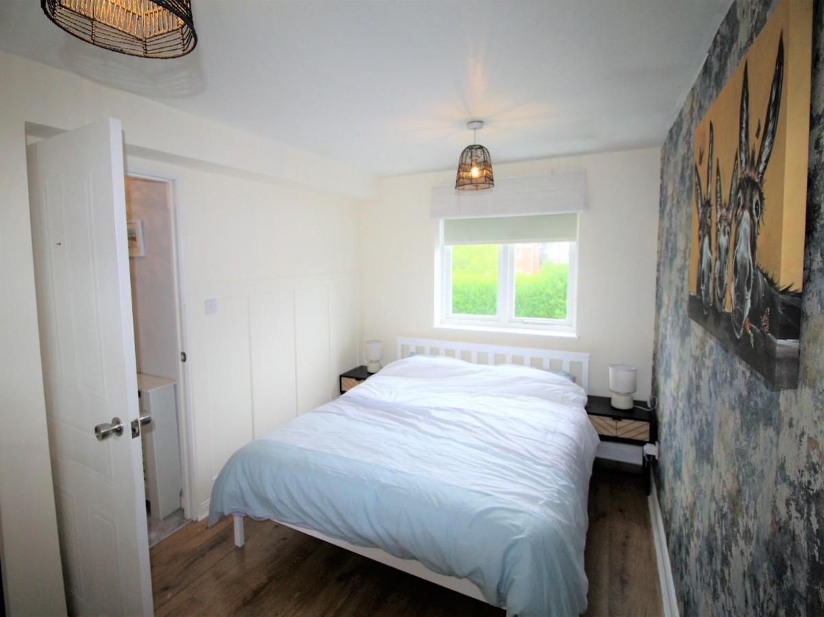 Doncaster - Warmsworth - Great Customer Feedback - 3 Bed Detached House - Private Garden & Parking Plus Garage - Quiet Cul De Sac Location - Dog Friendly - Fast Wifi - Close To Motorway Access Bagian luar foto